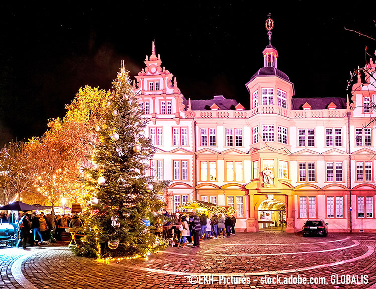 Weihnachtlich geschmücktes Mainz